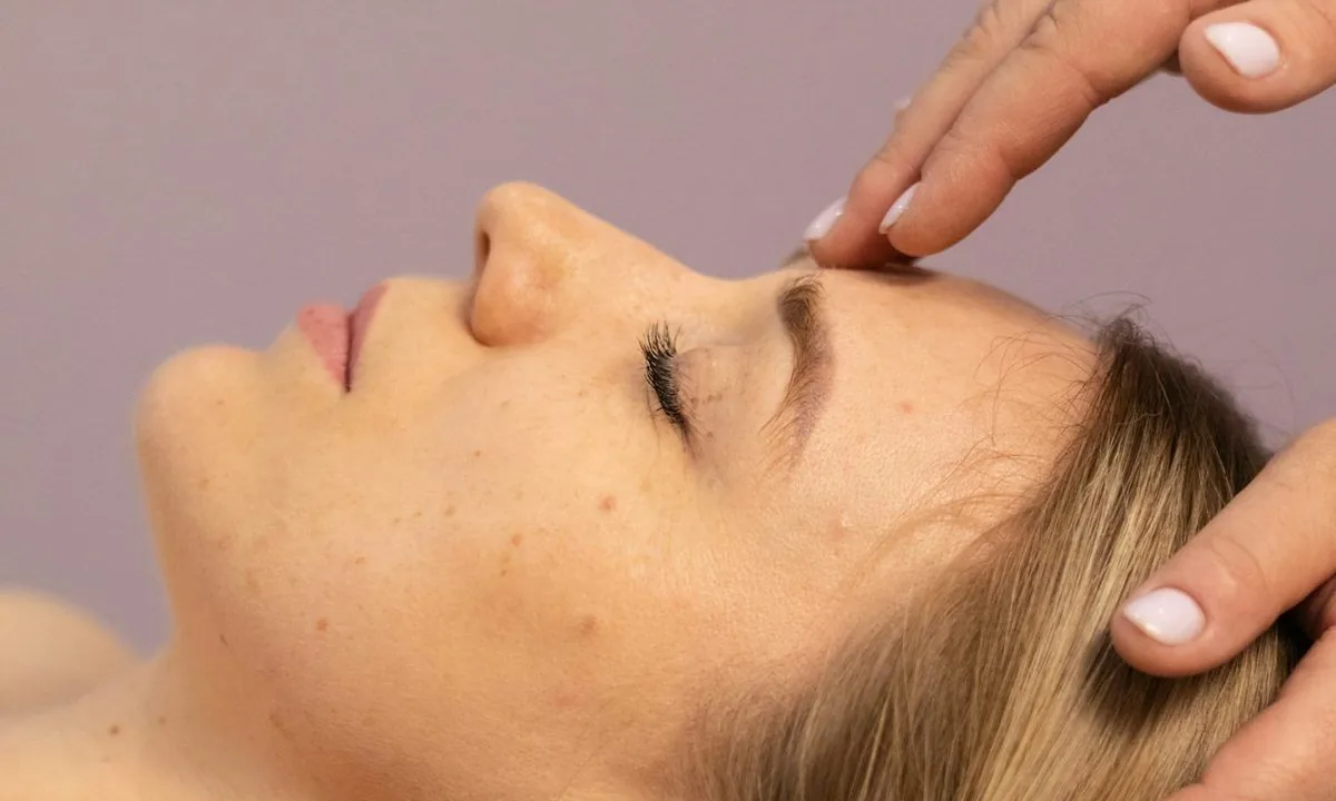 Massage et drainage du visage chez TouShe Studio à Lyon 9e (Vaise)